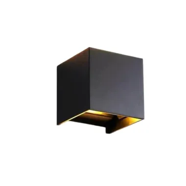 Đèn trang trí ngoài trời Nanoco màu đen 6W NBLS13SQ 