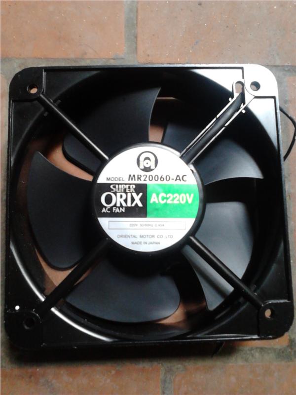 Quạt thông gió vuông sắt Super Orix MR20060AC