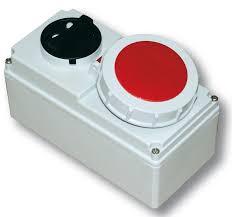 Ổ cắm công nghiệp PCE F61132-6 kèm công tắc kín nước