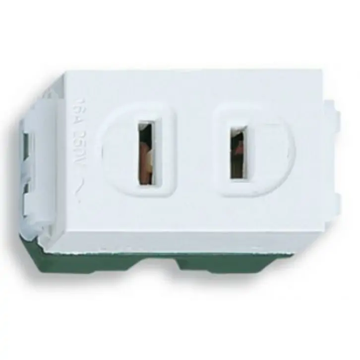 Ổ cắm đơn dùng cho phích cắm dẹp 250VAC-16A Panasonic WEG1001SW